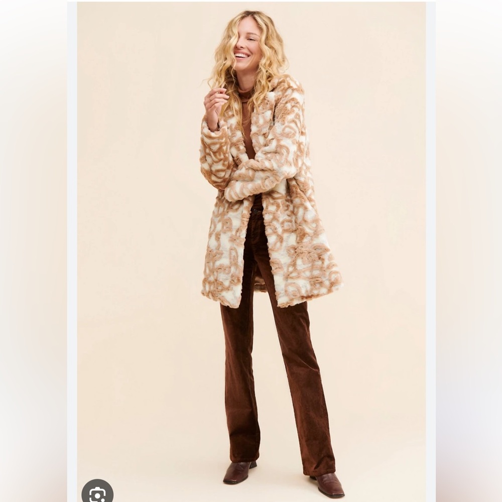 Anthropologie Ruby + Ed Cream & Tan Abstract Floral Faux Fur Coat Sz Small